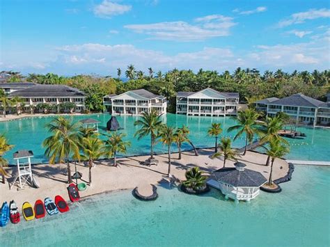 luxury beach resorts in cebu island